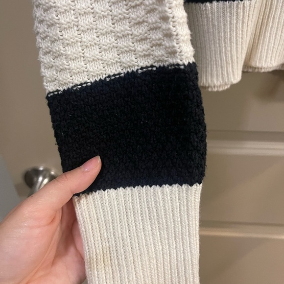 Striped sweater - Picture 2 of 6